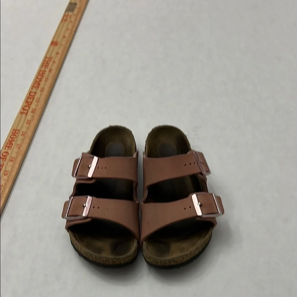 Birkenstock Dusty Rose Sandals with Suede Straps and Metallic Buckles